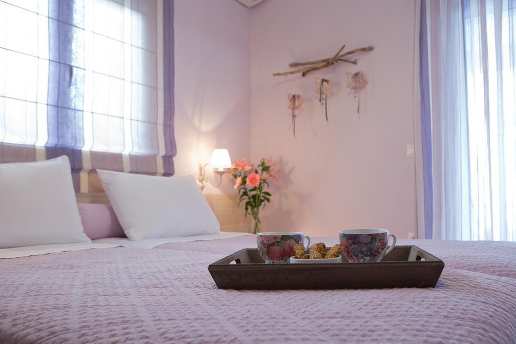 Amalia Apartments Exanthia Phòng bức ảnh