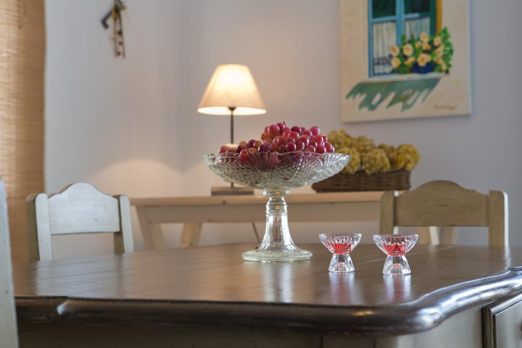 Amalia Apartments Exanthia Ngoại thất bức ảnh