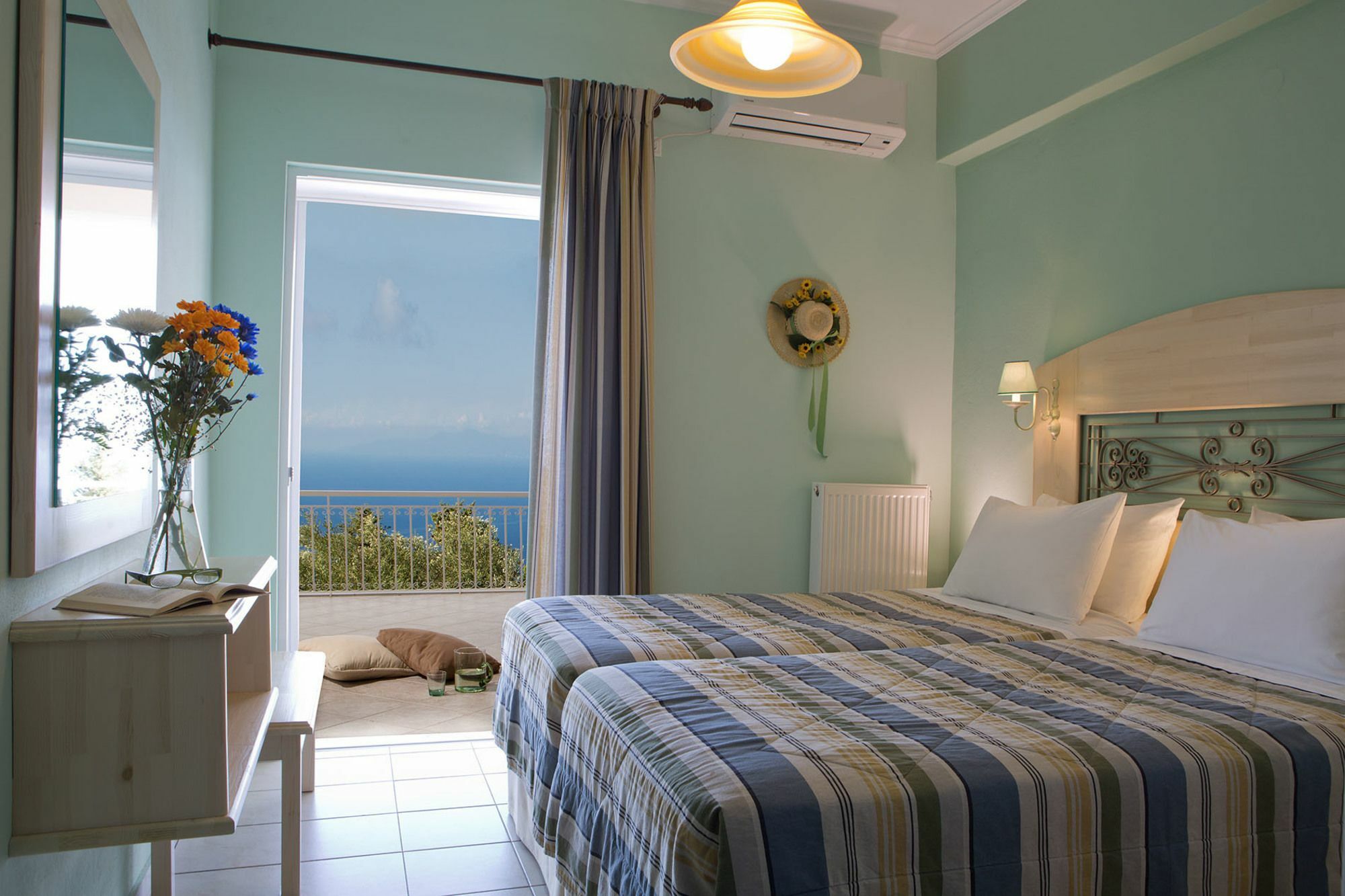 Amalia Apartments Exanthia Ngoại thất bức ảnh